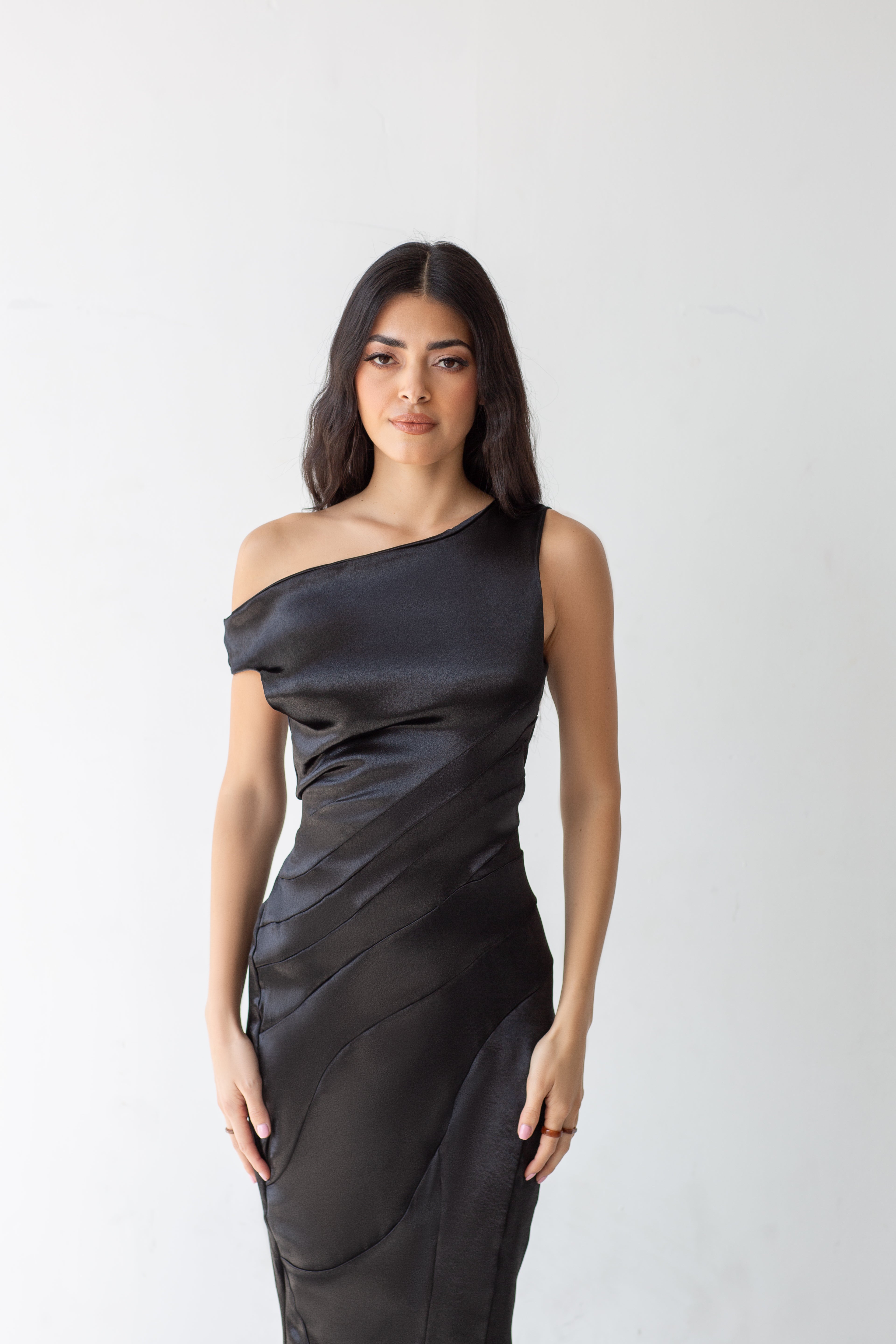 BLACK SEAMS DRESS